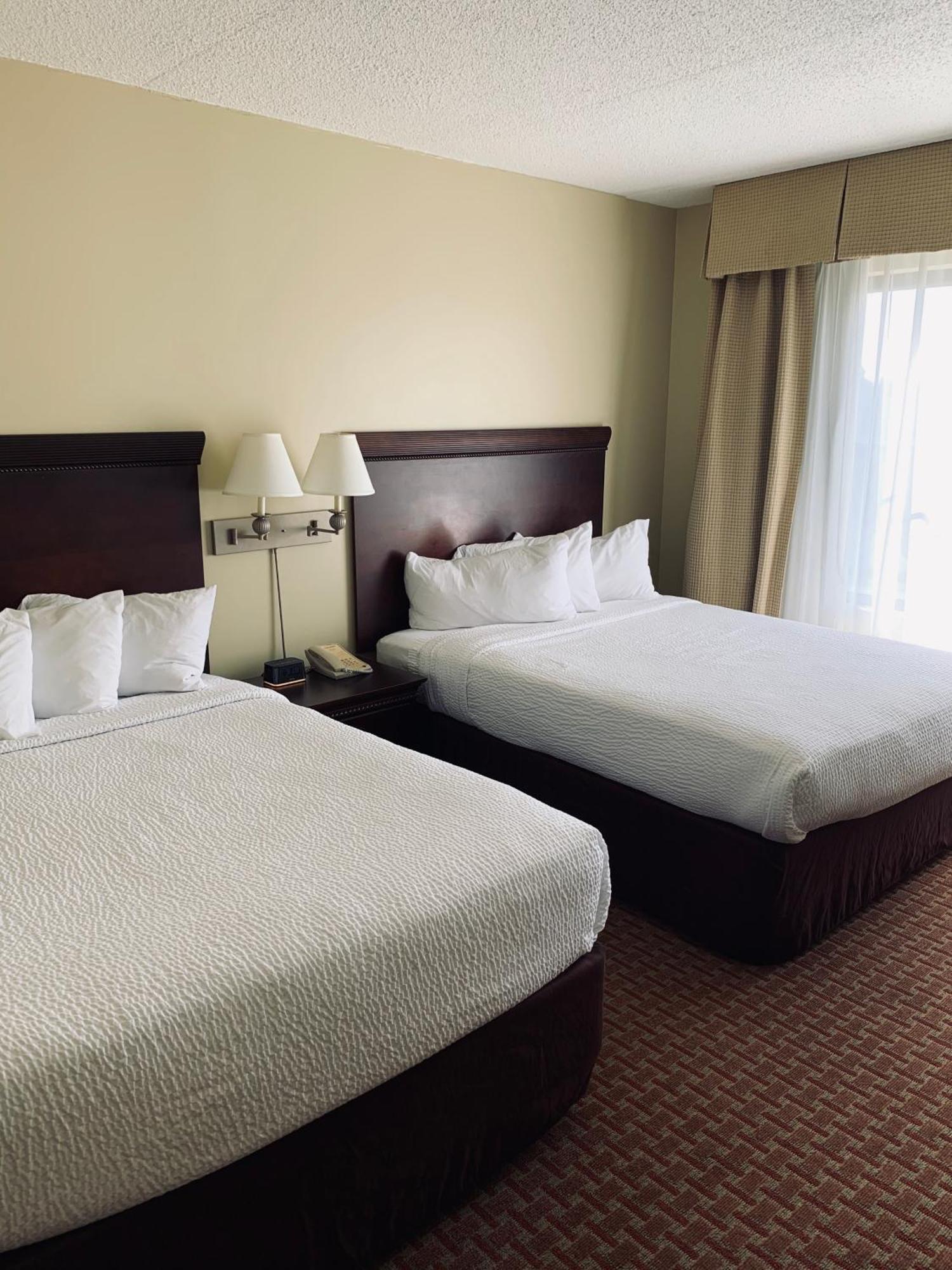 Euro-Suites Hotel Morgantown Zewnętrze zdjęcie