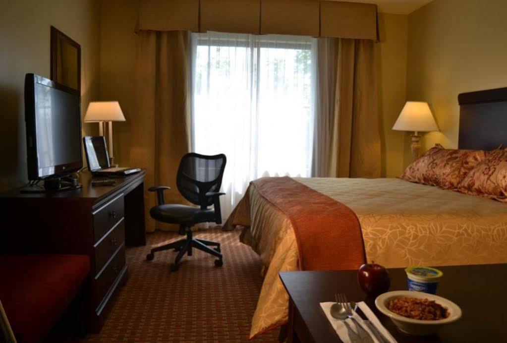 Euro-Suites Hotel Morgantown Zewnętrze zdjęcie