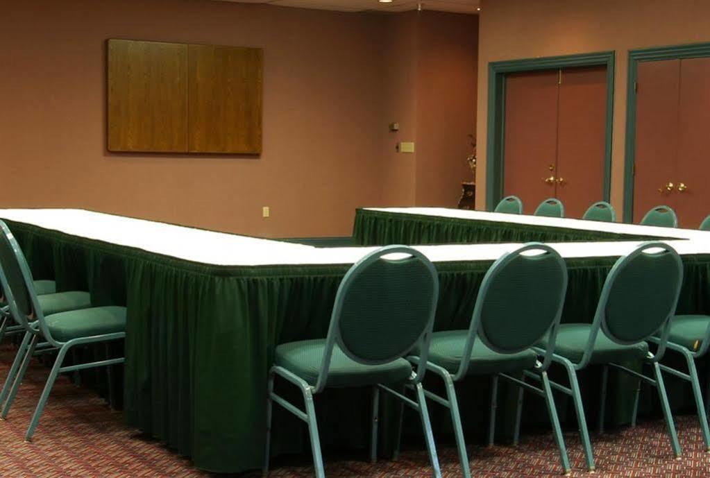 Euro-Suites Hotel Morgantown Zewnętrze zdjęcie